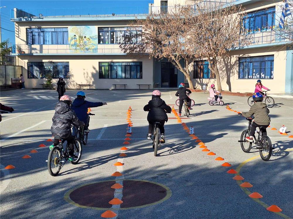 Ποδηλατώντας στο ΕΣΠΑ της πόλης του Βόλου