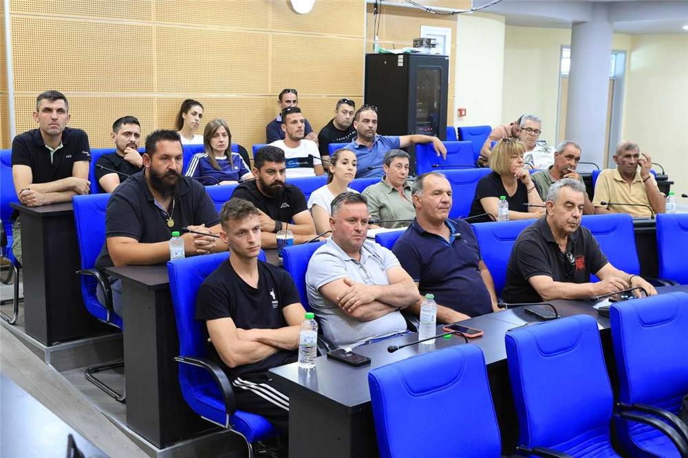 Δημήτρης Κουρέτας: Το Υπουργείο πρέπει να αποζημιώσει τους μετακινούμενους κτηνοτρόφους μετά το απαγορευτικό εξαιτίας της ευλογιάς