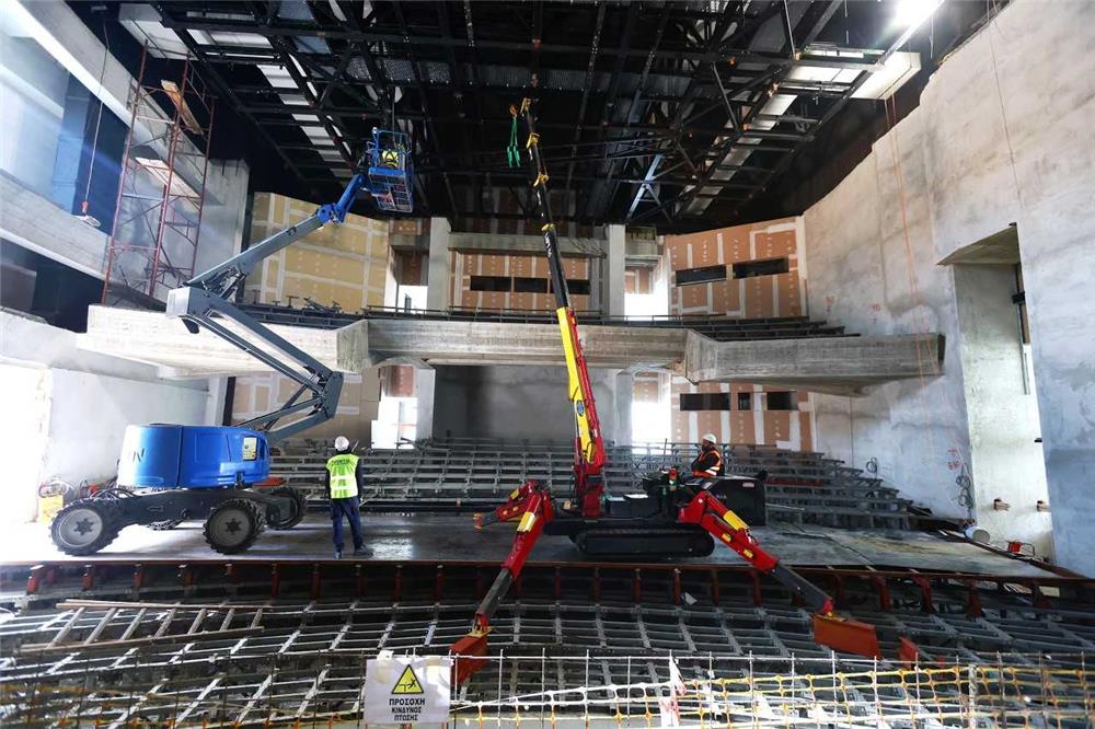 Με ικανοποιητικούς ρυθμούς οι εργασίες στο Θέατρο ΟΥΗΛ