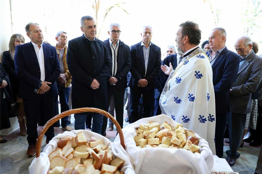 Στο πλευρό των πληγέντων κτηνοτρόφων του Αμπελώνα Τυρνάβου ο Δημήτρης Κουρέτας