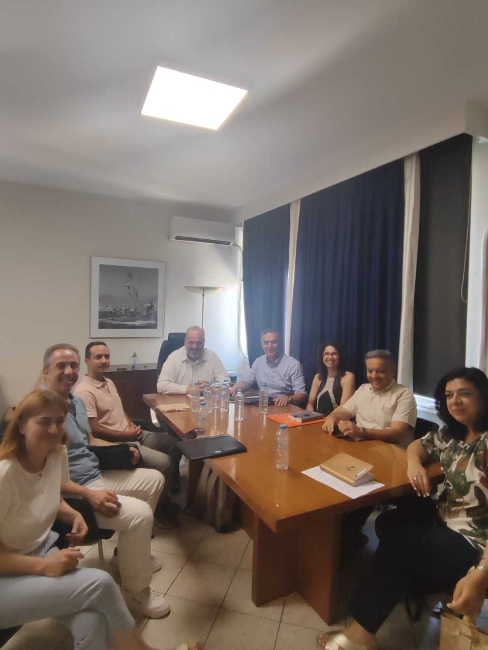 Παρεμβάσεις της Περιφέρειας Θεσσαλίας στο ΥΠΑΑΤ για στήριξη της κτηνοτροφίας και τεχνική αναβάθμιση Ελαιοκομικού και Αμπελουργικού Μητρώου  Συνάντηση με τον Γ.Γ. του ΥΠΑΑΤ Σπ. Πρωτοψάλτη 